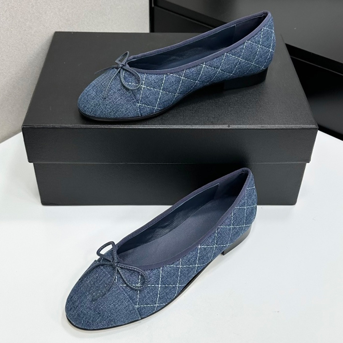 2026 Women's Two-Tone Cap-Toe  - Women'S Heels recension och pris