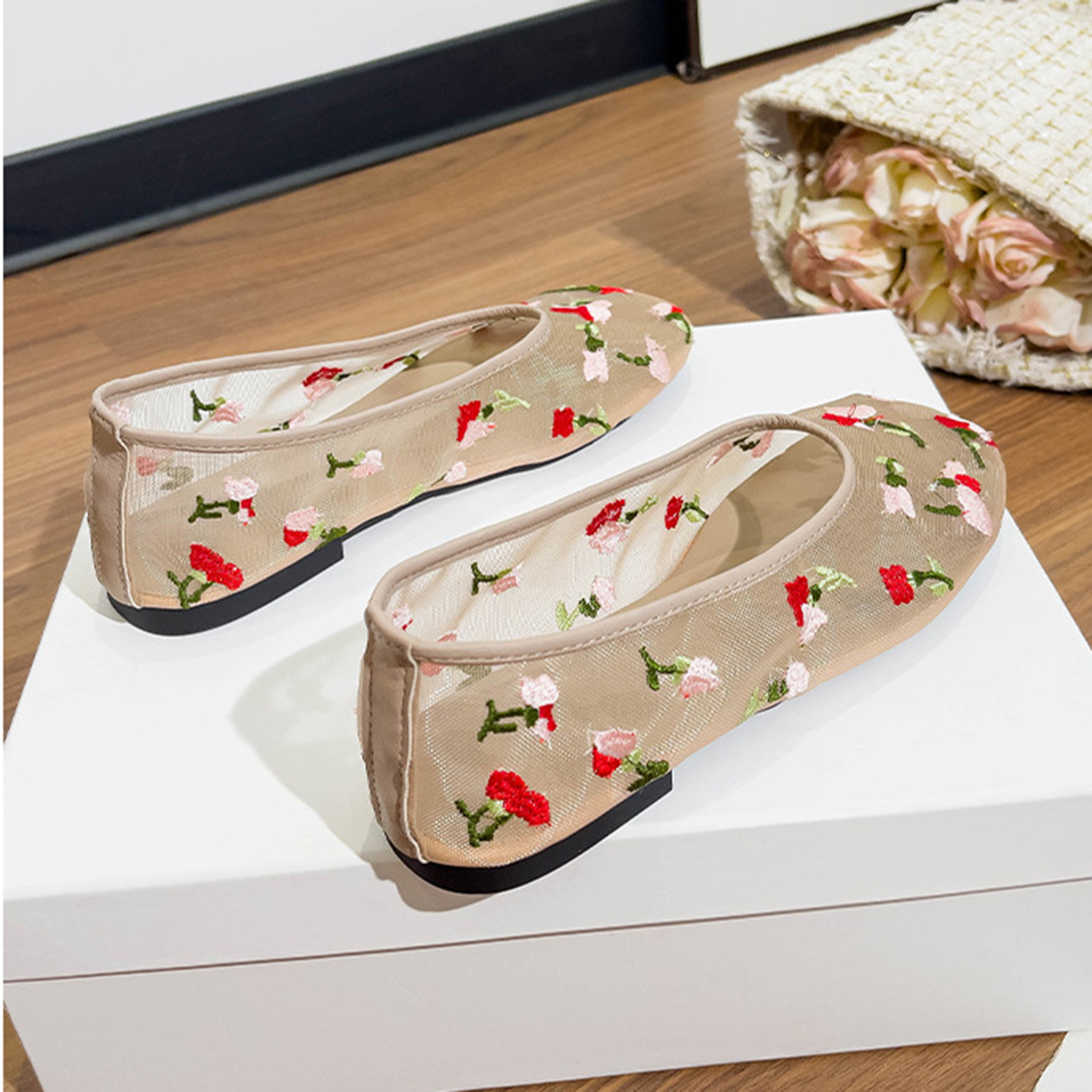 Hand Embroidered Flowers Desig - Ballet Flat Women recension och pris