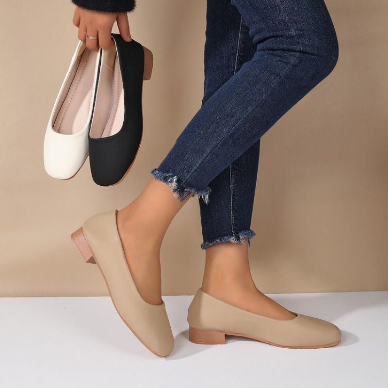 Soft Leather Round Toe Slip-On - Women'S Heels recension och pris