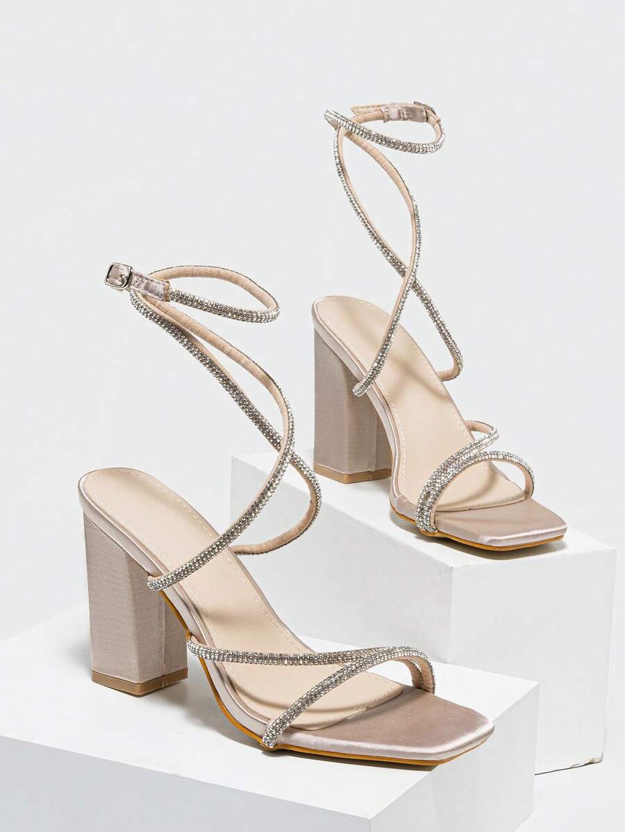 Womens Rhinestone Strappy Squa - Strappy Heeled Sandals recension och pris