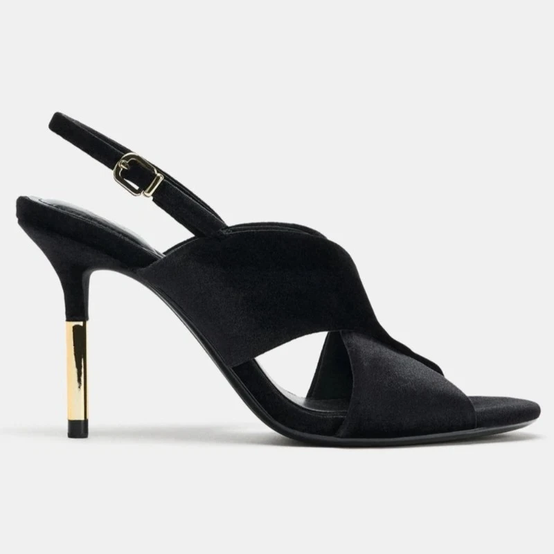 Designer Suede Wide Cross Stra - Wide Fit Heels recension och pris