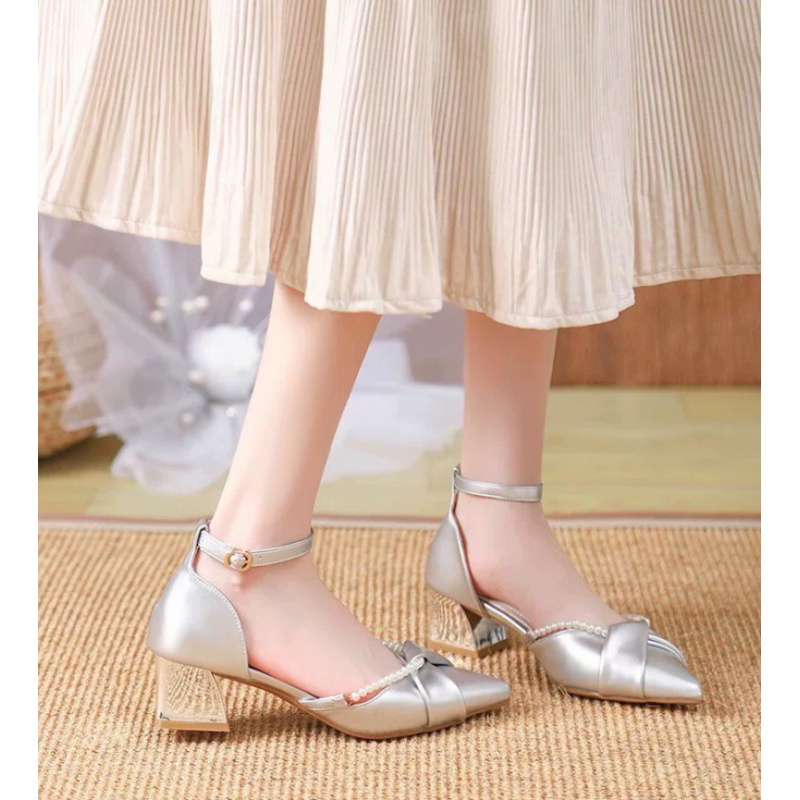 Pearl Ankle Strap High Heels 2 - Wide Fit Heels recension och pris
